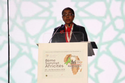 Mme Raponda, Présidente de CGLU Afrique.jpg