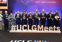 Presentation of the new UCLG leadership, Daejeon, South Korea, 14 October 2022.jpg